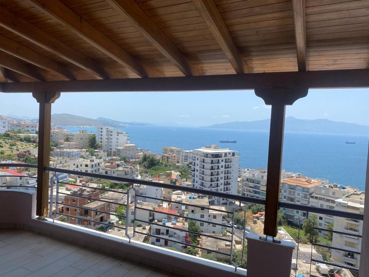 Blue Breeze Attic Apartments Sarandë Exteriör bild