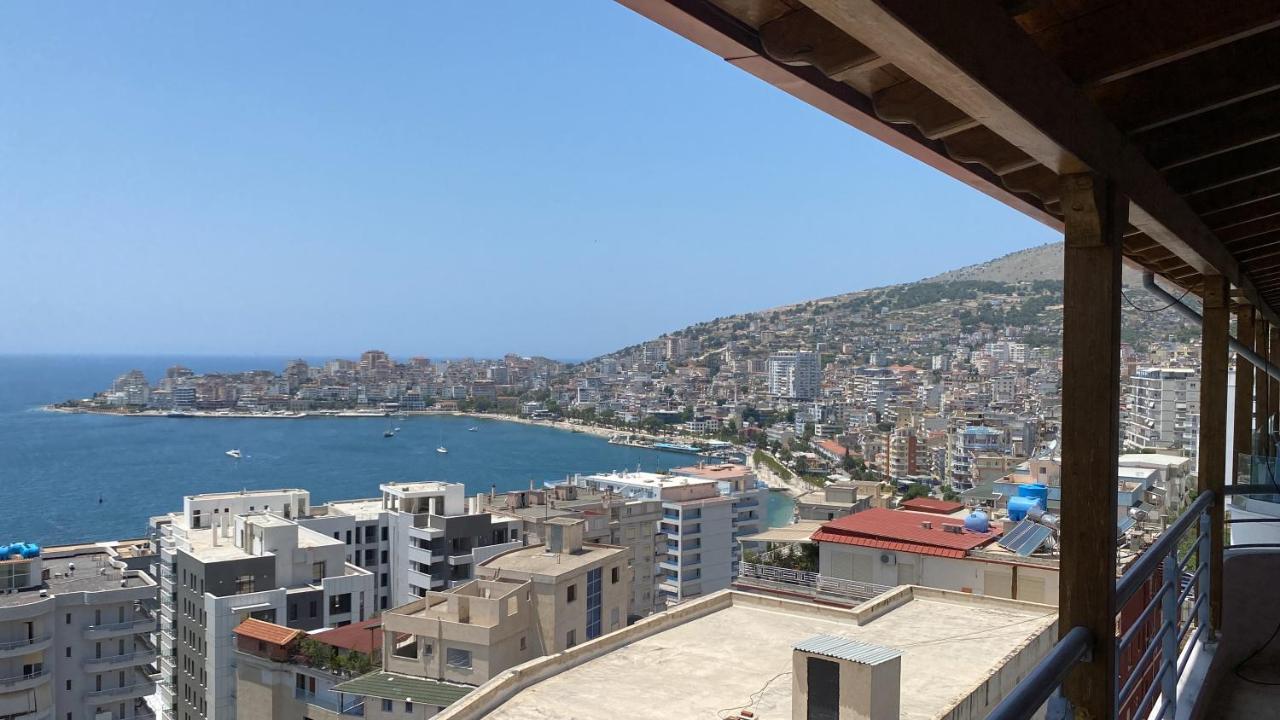 Blue Breeze Attic Apartments Sarandë Exteriör bild