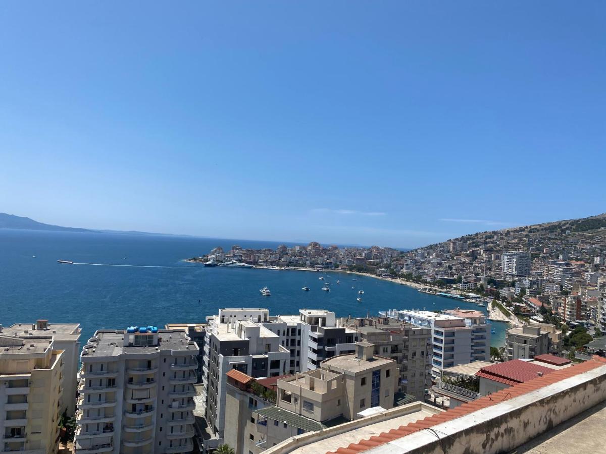 Blue Breeze Attic Apartments Sarandë Exteriör bild